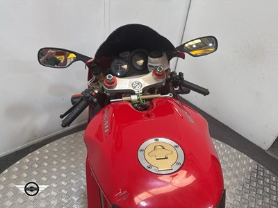 Lot 47 - 1997 DUCATI 748