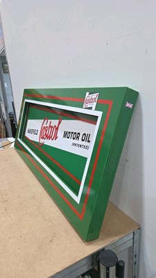 Lot 17 - LARGE ILLUMINATED CASTROL WAKEFIELD SIGN 55" X 23"