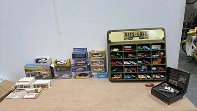 Lot 439 - SELECTION OF SCALE MODEL CARS