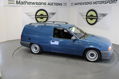 Lot 89 - 1990 VAUXHALL ASTRA