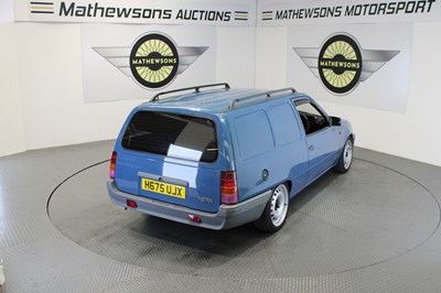 Lot 89 - 1990 VAUXHALL ASTRA