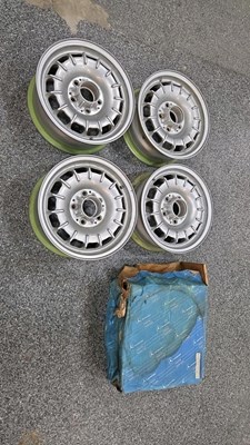 Lot 499 - SET OF 4 MERCEDES ALLOY WHEEL RIMS 5.5 J X 14 H2 ET30