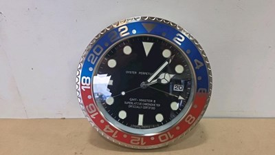 Lot 359 - ROLEX STYLE GMT-MASTER 2 WALL CLOCK