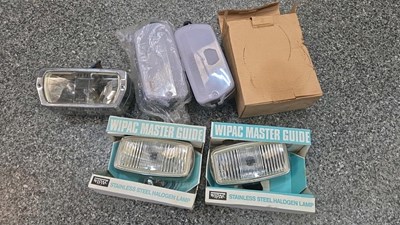 Lot 367 - BOX OF WIPAC AND CIBIE LIGHTS