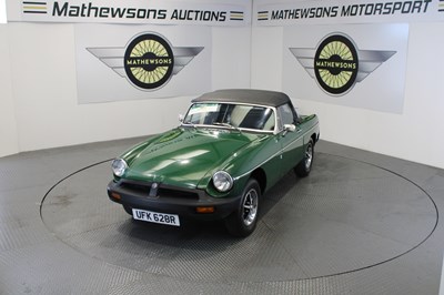 Lot 130 - 1976 MG B