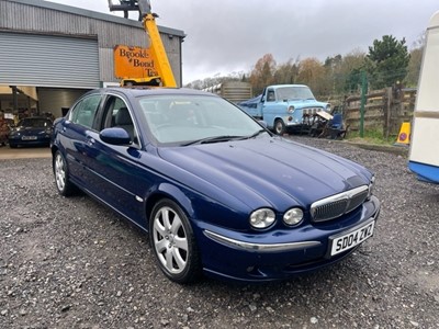 Lot 233 - 2004 JAGUAR X-TYPE V6 SE
