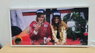 Lot 639 - JAMES HUNT FORMULA 1 RETRO, ILLUMINATED SIGN 47" X 24"
