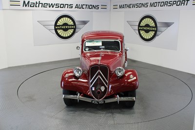 Lot 584 - 1952 CITROEN