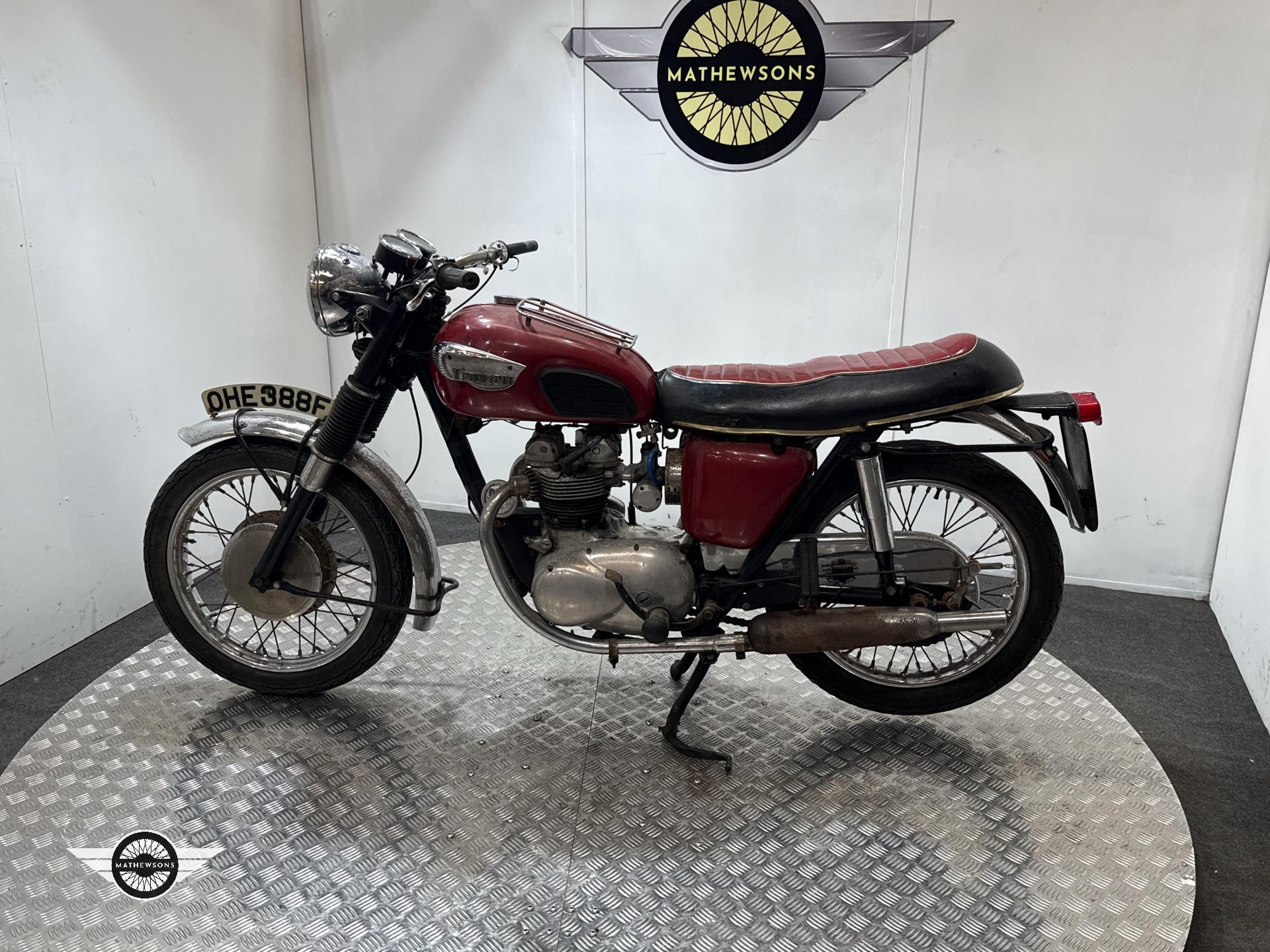 Lot 618 - 1968 TRIUMPH TIGER 90