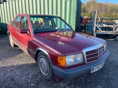 Lot 315 - 1990 MERCEDES BENZ 190E