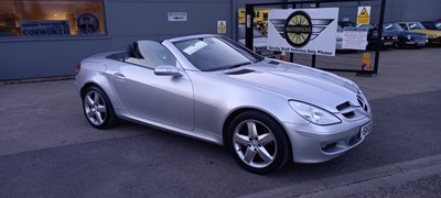 Lot 319 - 2006 MERCEDES SLK280