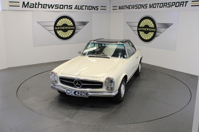 Lot 536 - 1967 MERCEDES BENZ 250SL