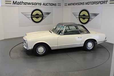Lot 536 - 1967 MERCEDES BENZ 250SL