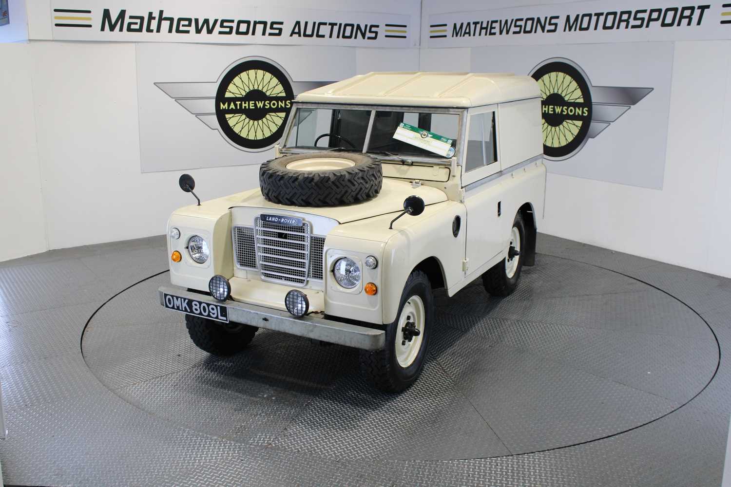 1972 LAND ROVER 88" - 4 CYL