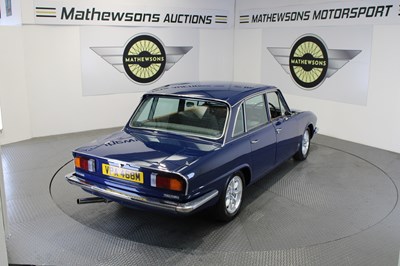 Lot 108 - 1973 TRIUMPH 2000