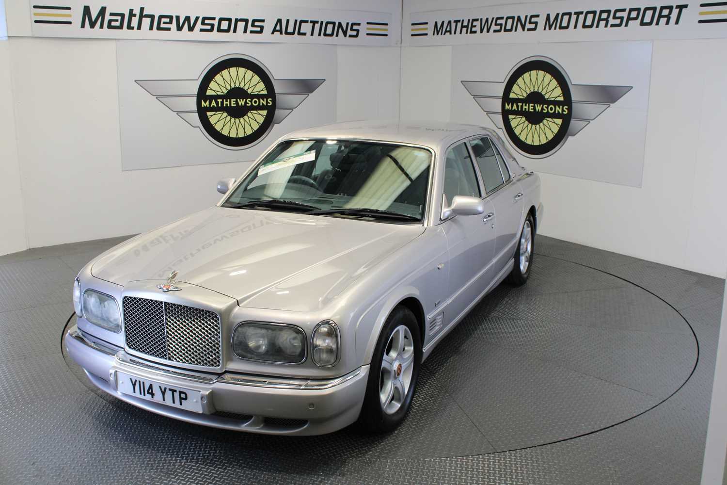 2001 BENTLEY ARNAGE RED L...
