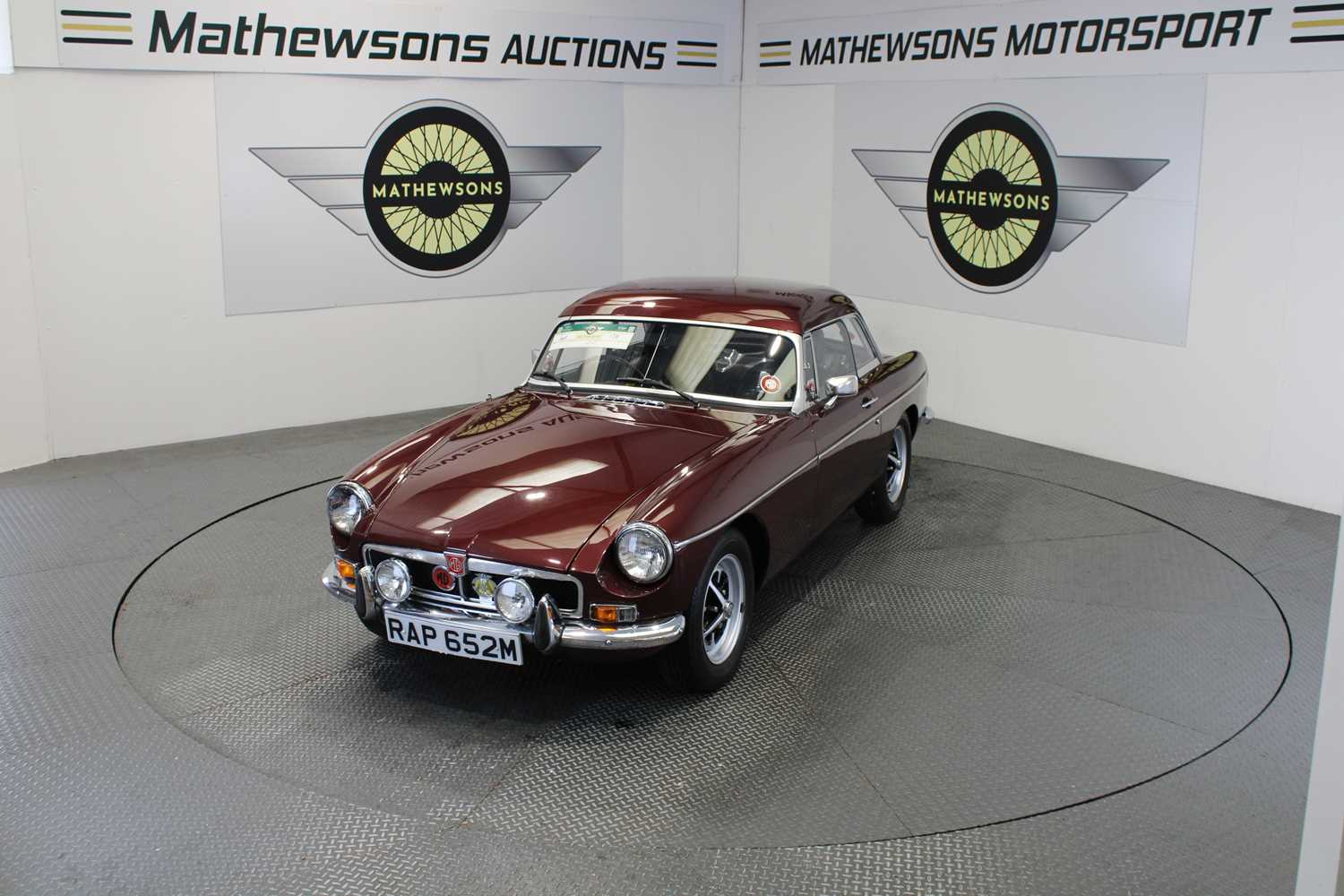 1974 MG B