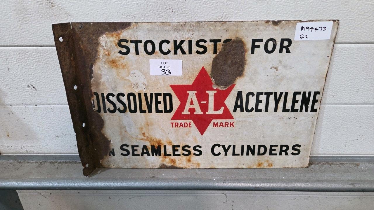 Lot 33 - STOCKISTS FOR DISSOLVED ACETYLENE , DOUBLE