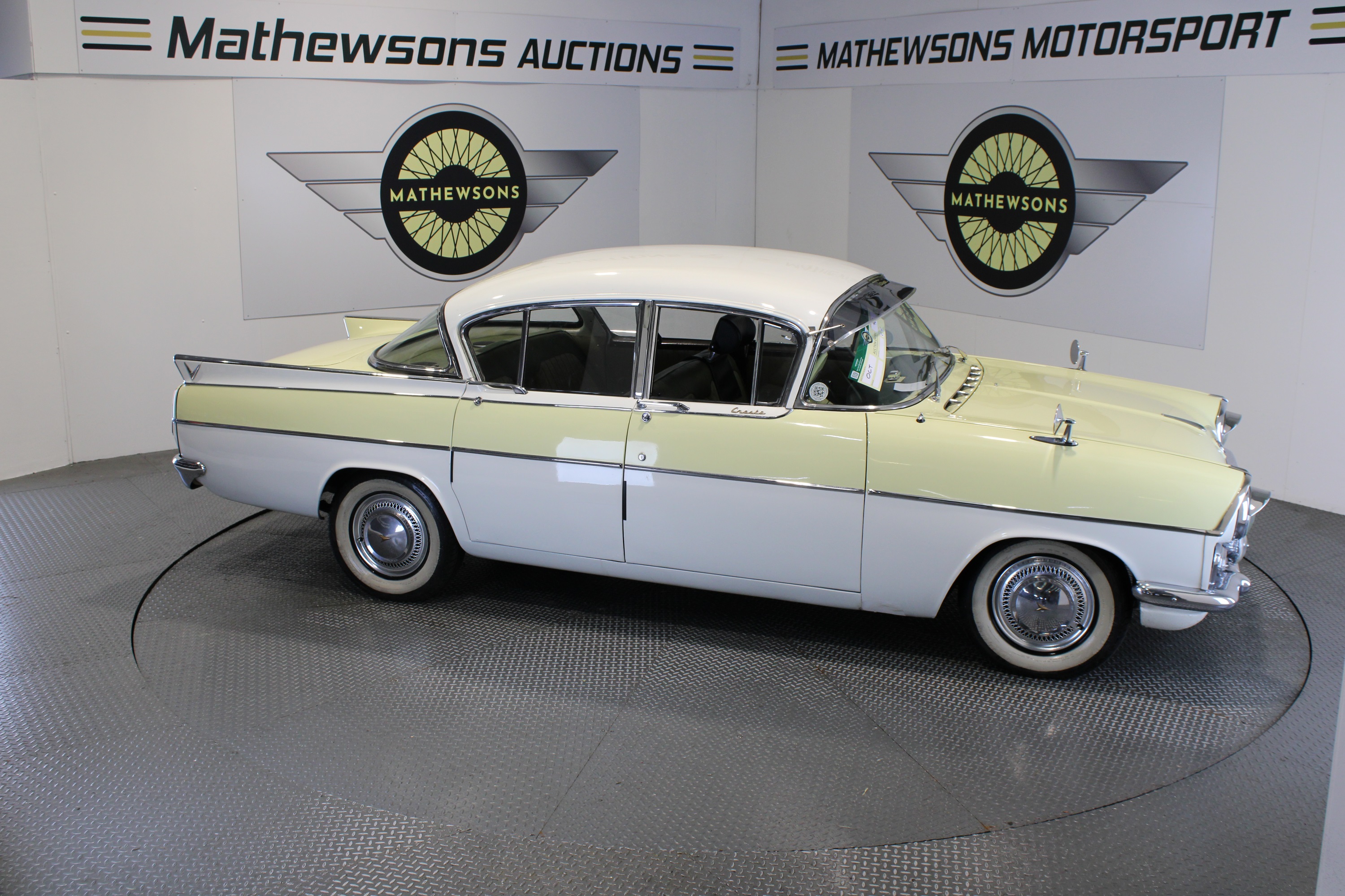 Lot 98 - 1962 VAUXHALL CRESTA