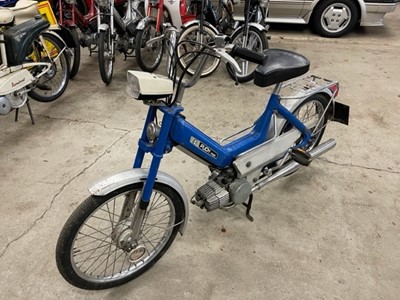Lot 354 - 1974 PUCH LIMOUSINE