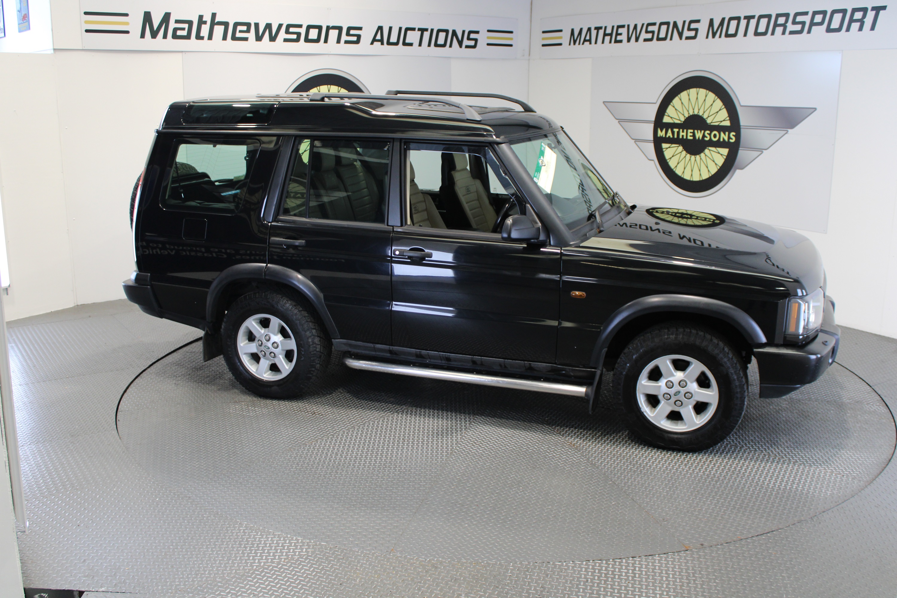 Lot 128 - 2003 LAND ROVER DISCOVERY TD5 GS