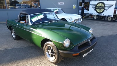 Lot 293 - 1980 MG B
