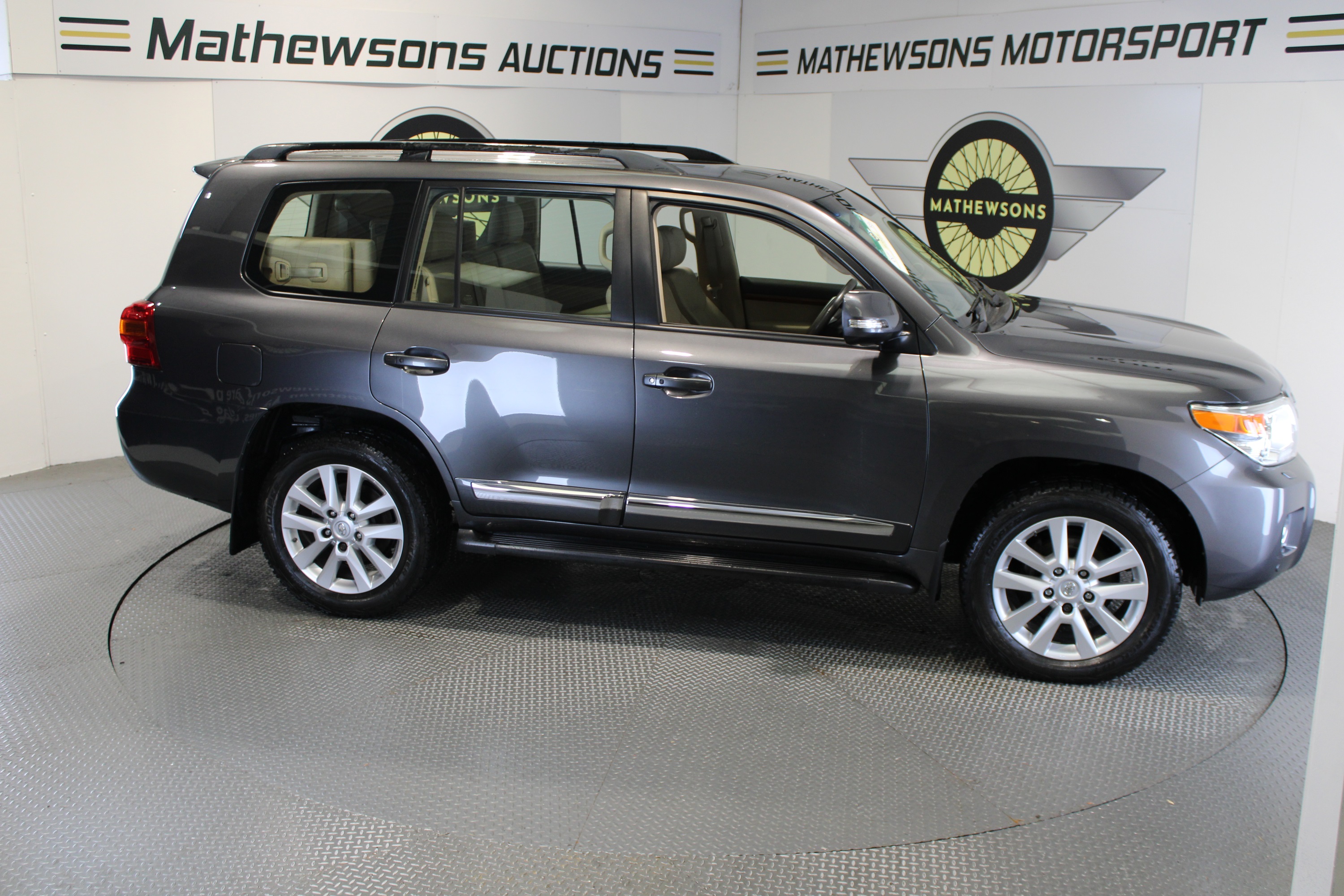 Lot 754 - 2014 TOYOTA LANDCRUISER V8 D-4D AUTO