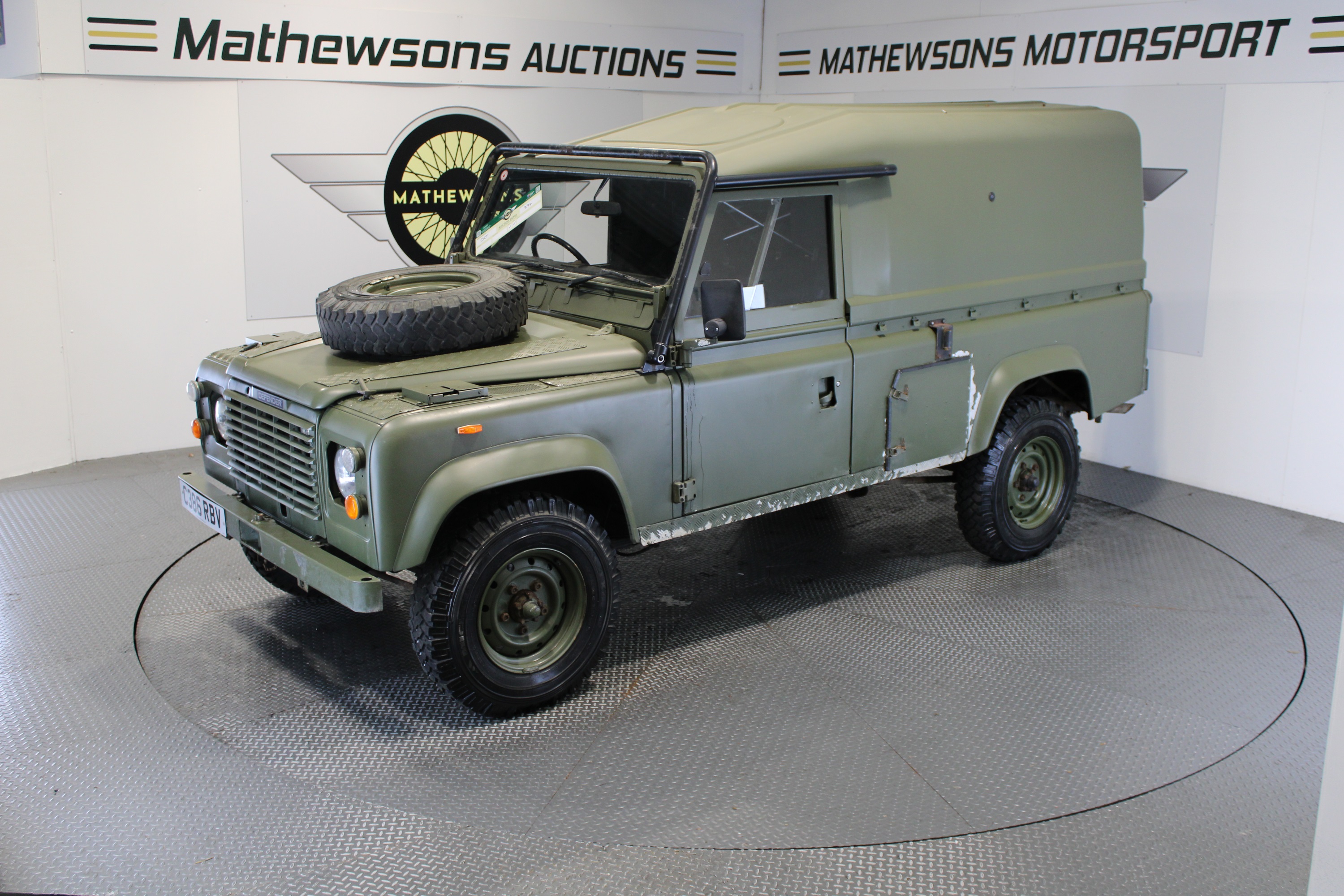 Lot 334 - 1986 LAND ROVER DEFENDER 110 TD