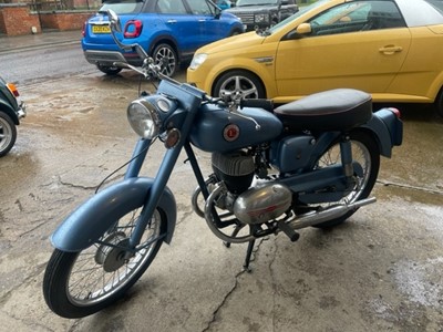 Lot 380 - 1962 EXCELSIOR TALISMAN TWIN