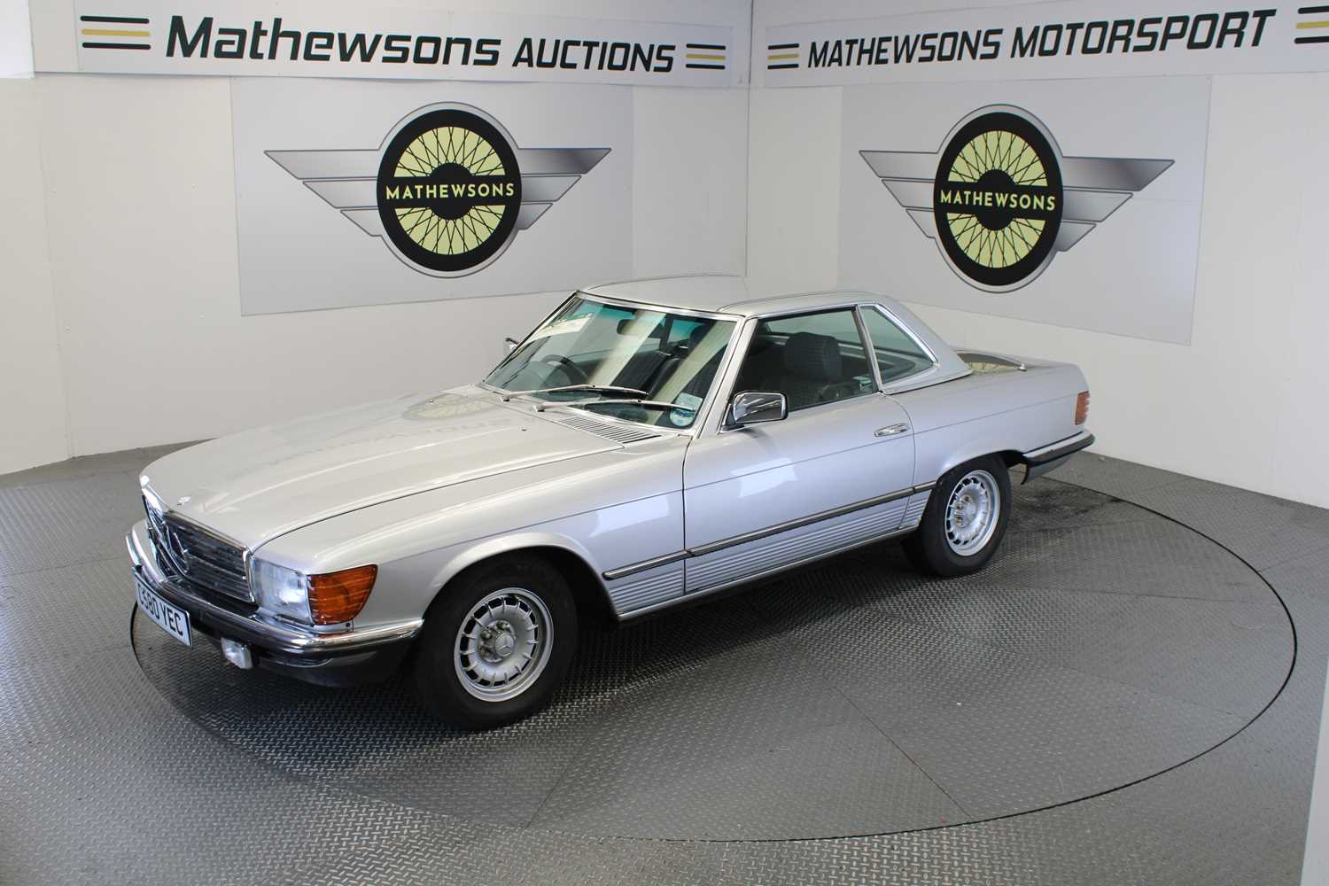 1985 MERCEDES 280 SL AUTO