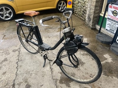 Lot 384 - VELO SOLEX BIKE