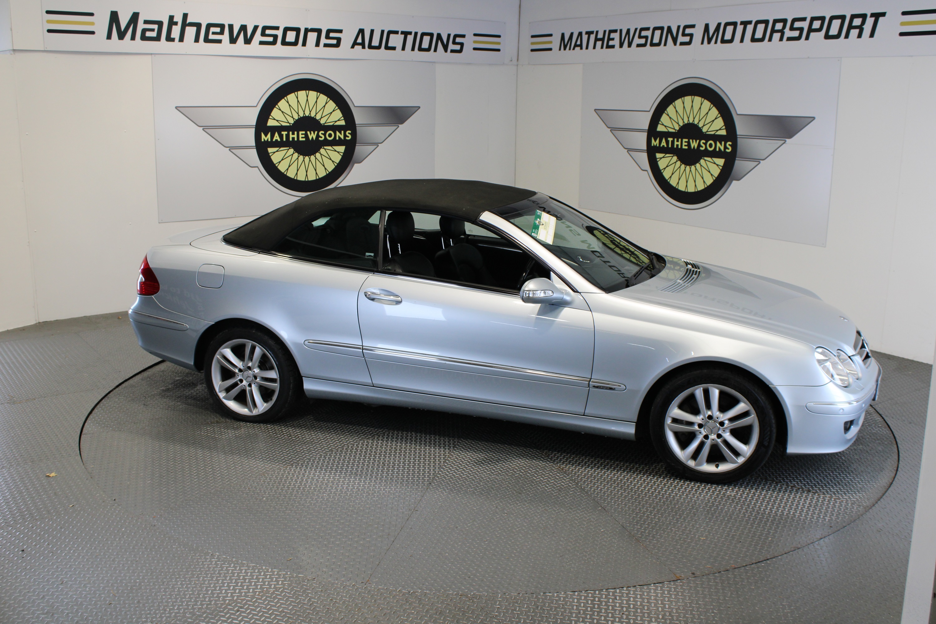 Lot 30 - 2005 MERCEDES CLK350 AVANTGARDE AUTO