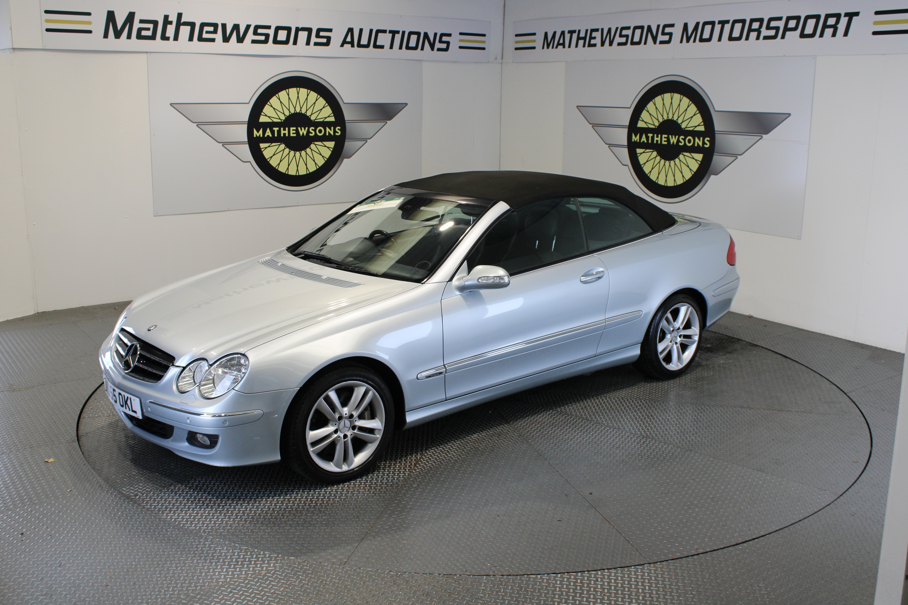 Lot 30 - 2005 MERCEDES CLK350 AVANTGARDE AUTO