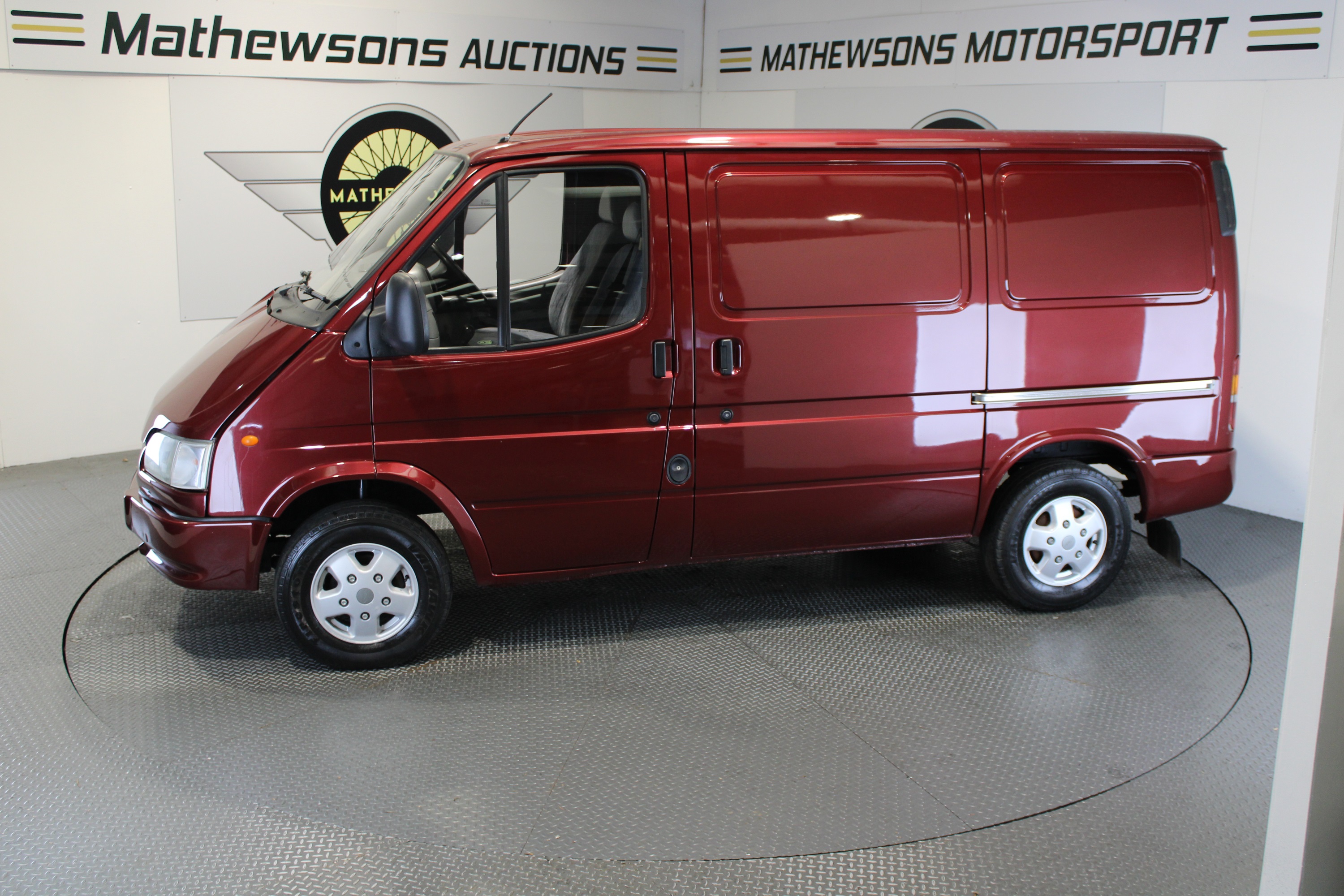 Lot 454 - 1997 FORD TRANSIT 80 SWB