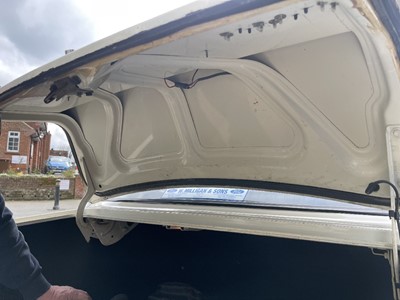 Lot 419 - 1968 TRIUMPH 1300