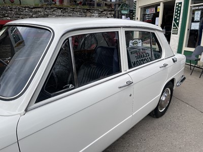 Lot 419 - 1968 TRIUMPH 1300