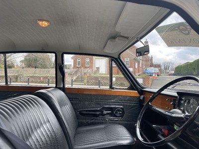 Lot 419 - 1968 TRIUMPH 1300