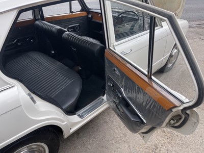 Lot 419 - 1968 TRIUMPH 1300