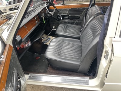 Lot 419 - 1968 TRIUMPH 1300