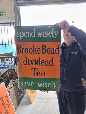 Lot 509 - BROOK BOND DIVIDEND TEA SIGN
