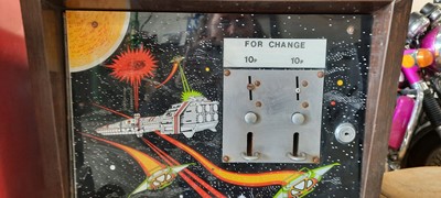 Lot 591 - ALIEN ATTACK SLOT MACHINE