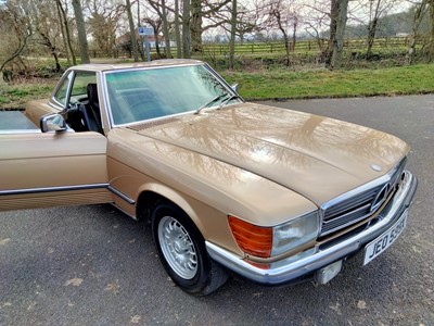 Lot 144 - 1982 MERCEDES 280SL
