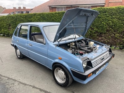 Lot 60 - 1987 AUSTIN  METRO CITY