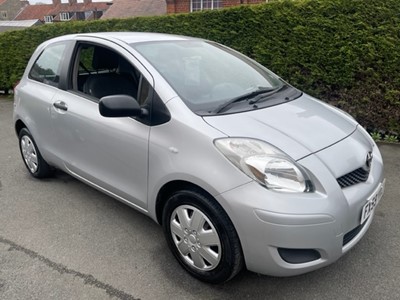 Lot 78 - 2009 TOYOTA YARIS