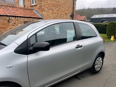 Lot 78 - 2009 TOYOTA YARIS