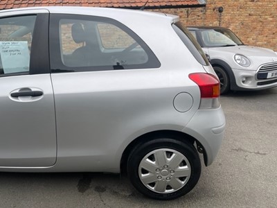 Lot 78 - 2009 TOYOTA YARIS