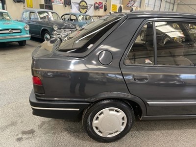 Lot 84 - 1992 PEUGEOT 309 GL