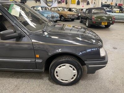 Lot 84 - 1992 PEUGEOT 309 GL