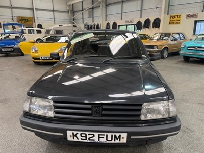 Lot 84 - 1992 PEUGEOT 309 GL