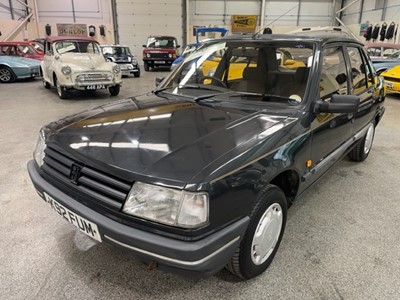 Lot 84 - 1992 PEUGEOT 309 GL